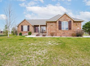 300 Sienna Dr, Rose Hill, KS 67133