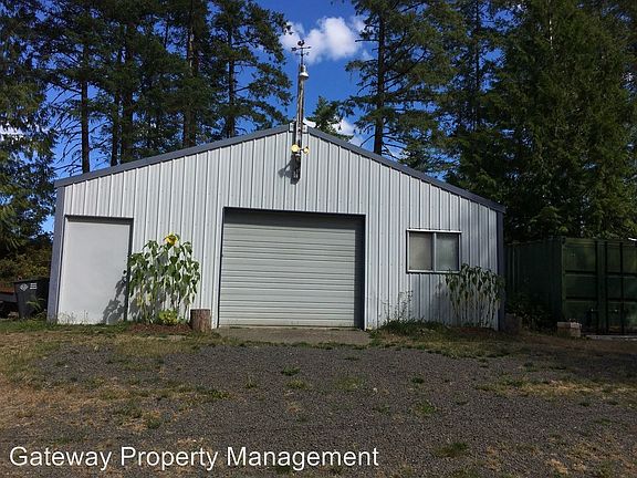 3rd image of 11 E Garys Melody Ln