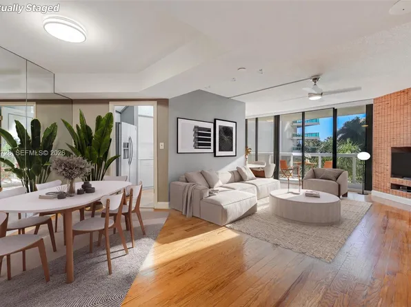 20185 E Country Club Dr APT 302, Aventura, FL 33180