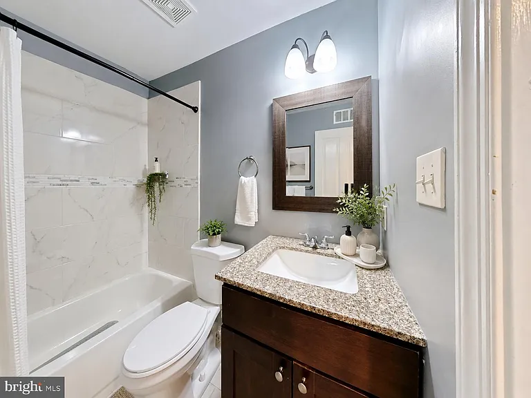 6955 Aquamarine Ct — Photo 22