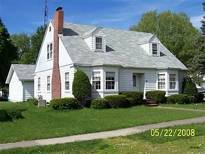 108 W Beaver St photo 1