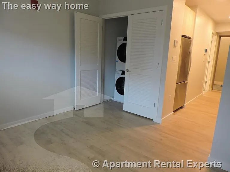 10 Soden St #4 — Photo 5