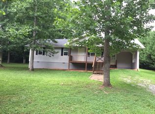 246 New Hope Ln, Cornelia, GA 30531