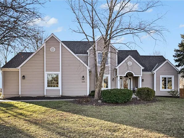 11425 W 177th Ter, Overland Park, KS 66221