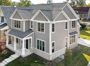 1209 Curtiss St, Downers Grove, IL 60515