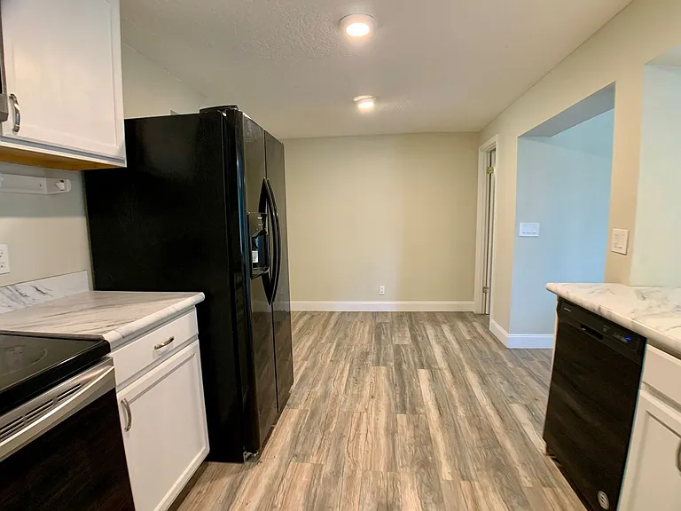 435 Sigsbee Rd — Photo 15