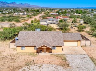 295 E Camino De Mesa, Huachuca City, AZ 85616
