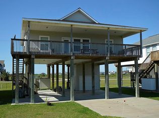 23182 Fresca St, Galveston, TX 77554