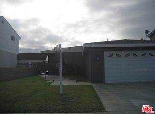 11934 Freeman Ave, Hawthorne, CA 90250