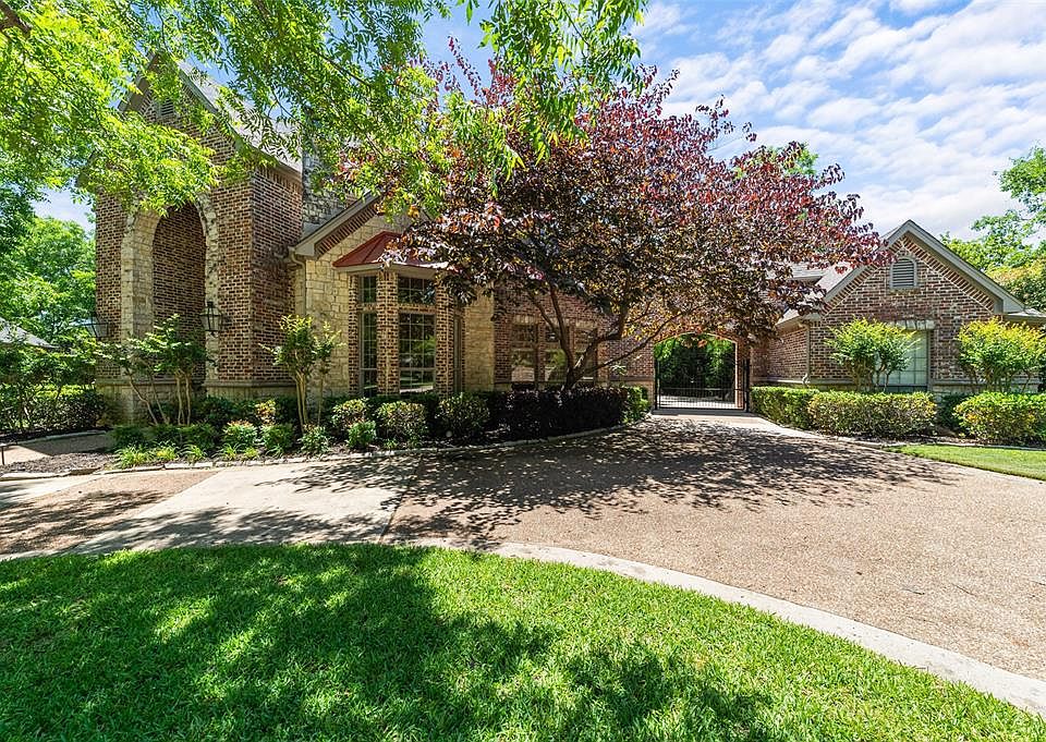 1st image of 1401 Vino Blanc Ct