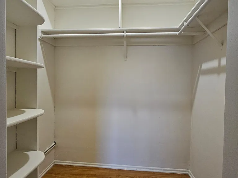 1117 Melrose Ave #8 — Photo 17