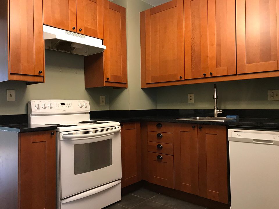 Kitchen, granite counter tops