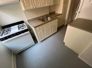 302 Richbell Rd #8, Mamaroneck, NY 10543