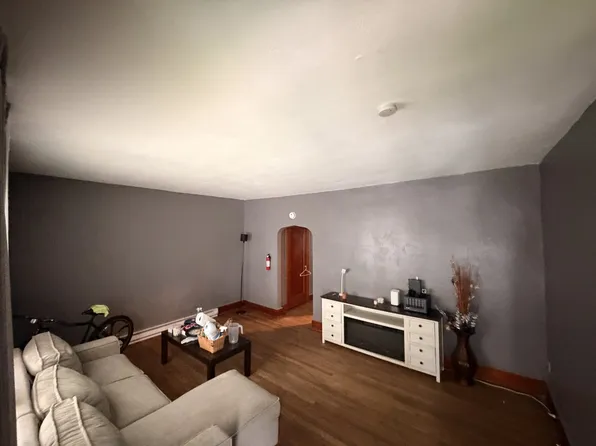 218 W Ridge St #2, Nanticoke, PA 18634