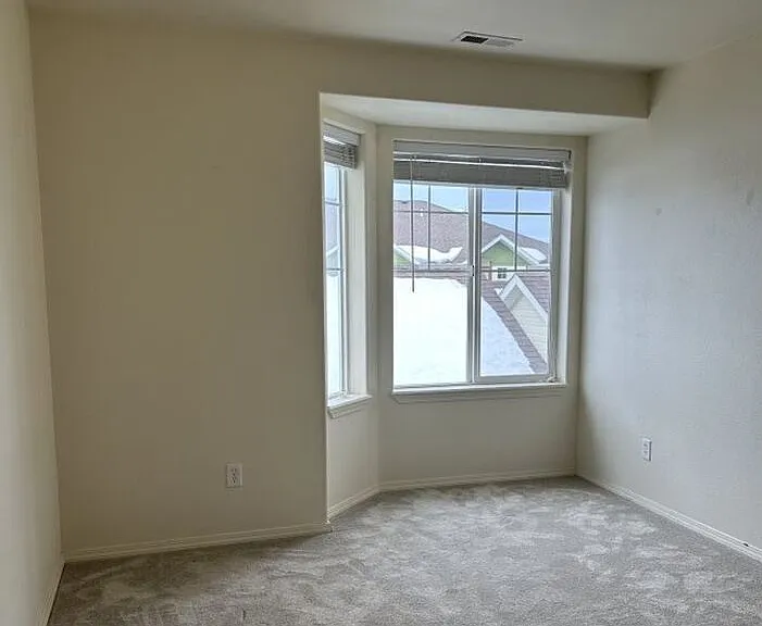 1112 Longbow Ln #G — Photo 15