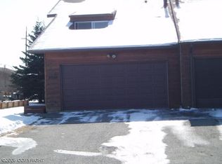 3920 Westland Dr, Anchorage, AK 99517