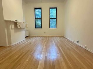 160 Monitor St APT 1, Brooklyn, NY 11222