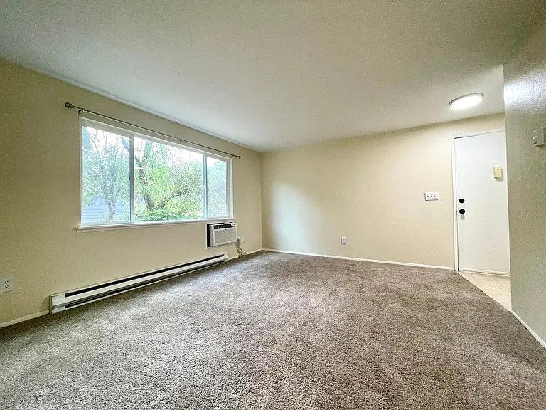 5113 N Lombard St #3 — Photo 5