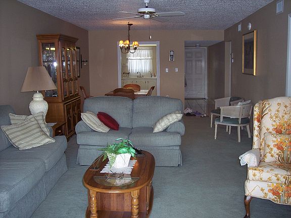 3rd image of 3452 Lake Bayshore Dr