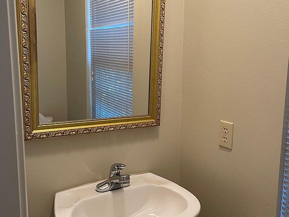 3rd image of 5217 J St APT D