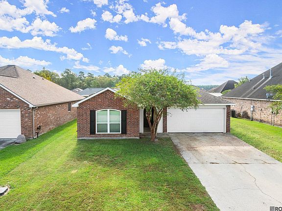 2nd image of 26426 Maplewood Dr