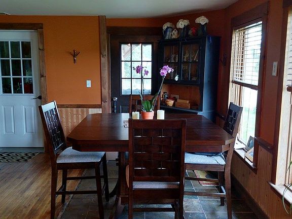 casual or formal dining area