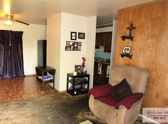 4th image of 121 E Williamson Ave