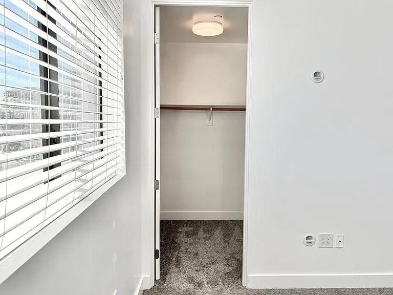 7301 E Minnezona Ave #1007 — Photo 28