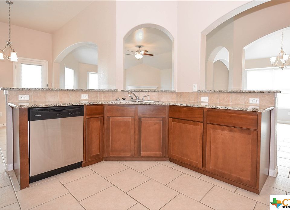 2712 Uvero Alto Dr, Killeen, TX 76549 Zillow