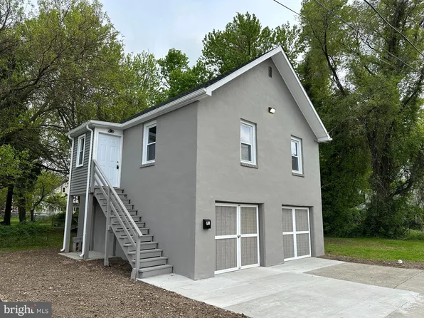 71 New St, Penns Grove, NJ 08069