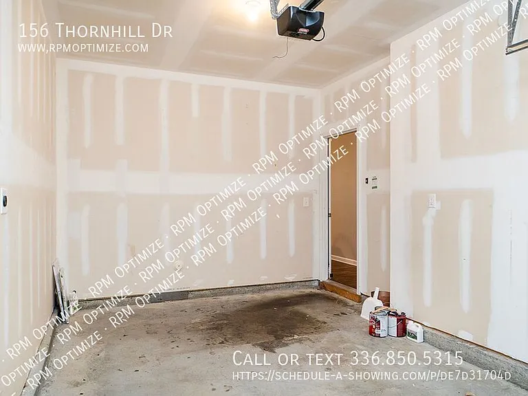 156 Thornhill Dr — Photo 36