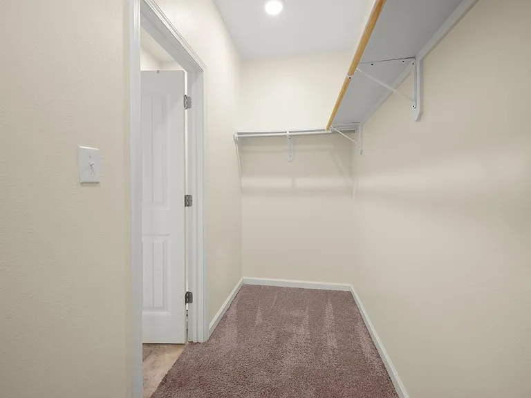39405 Legacy Lake Dr — Photo 5