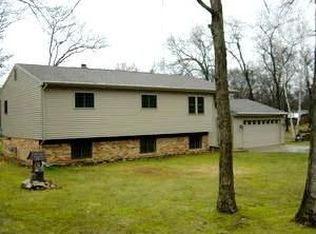 7352 Easy St, Caseville, MI 48725