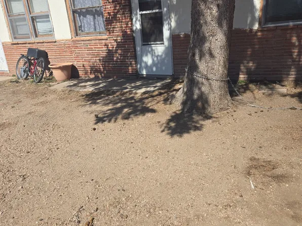 1322 W 17th St, Cheyenne, WY