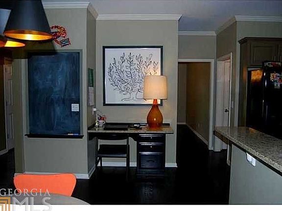 4th image of 2100 Milfield Cir