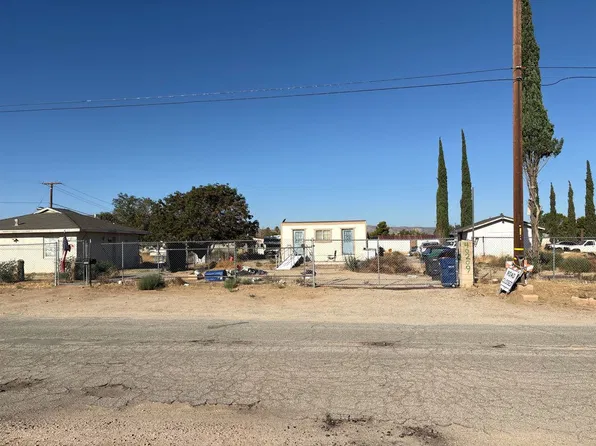40209 12th St W, Palmdale, CA 93551