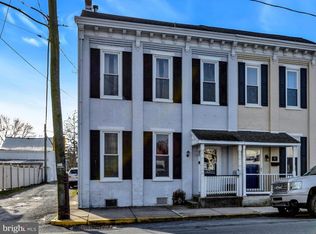 23 N 3rd St, Denver, PA 17517