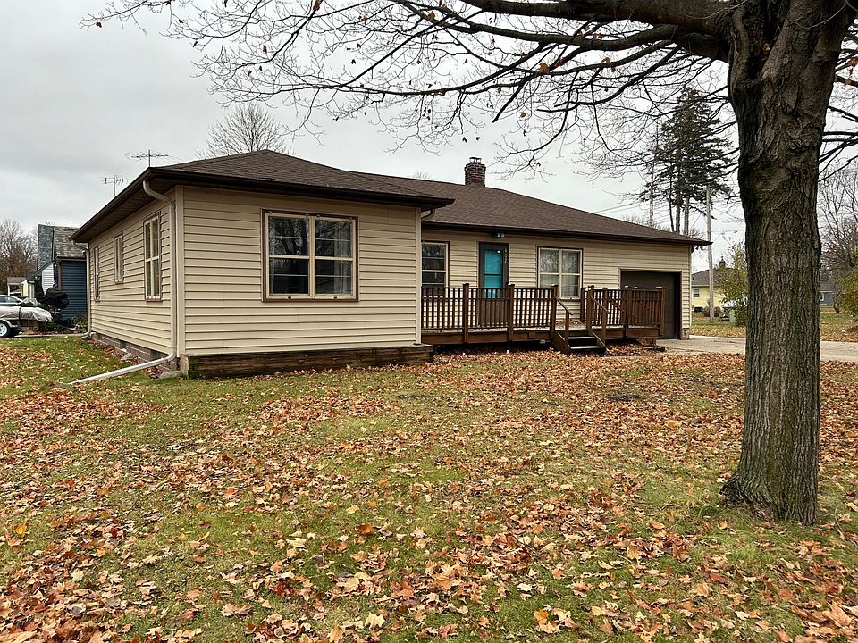 1st image of 402 2nd Ave SE