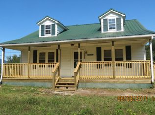 1528 Coal Hill Rd, Harriman, TN 37748