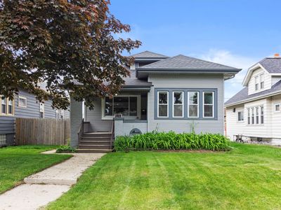 1009 S 76th St, West Allis, WI, 53214