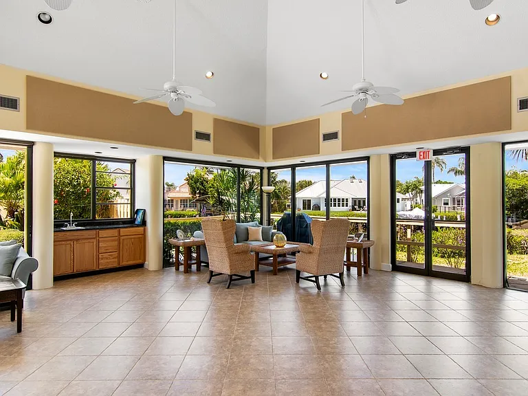 1840 Tarpon Ln #D202 — Photo 27