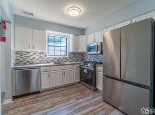 2 Driscoll Ct, North Brunswick, NJ 08902