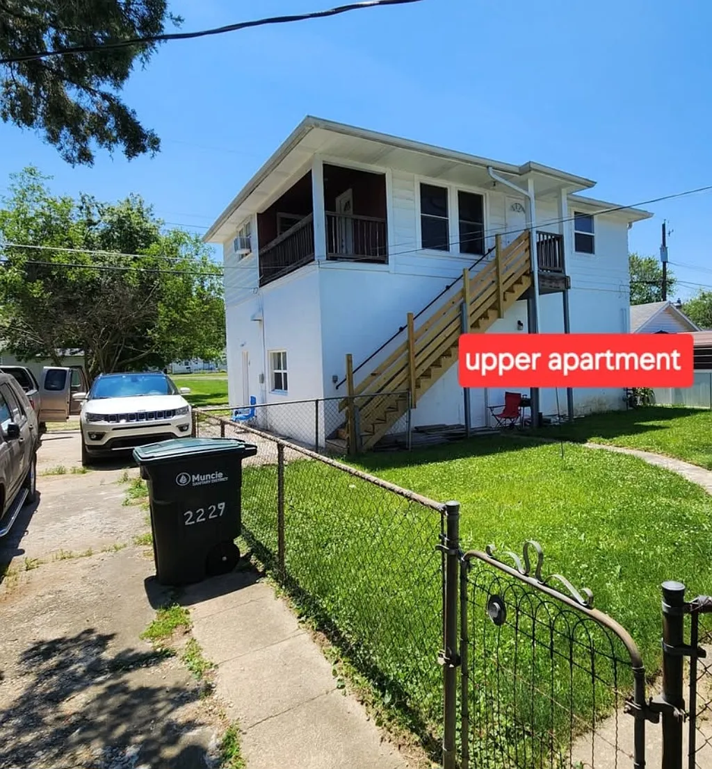 Building Photo - 2229 W 11th St #2