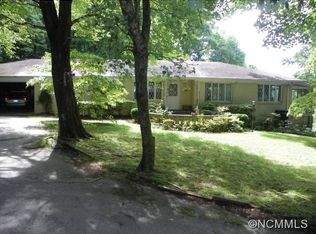 235 Grand Vista Ct, Hendersonville, NC 28739