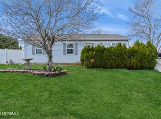 1024 Sarasota Dr, Forked River, NJ 08731