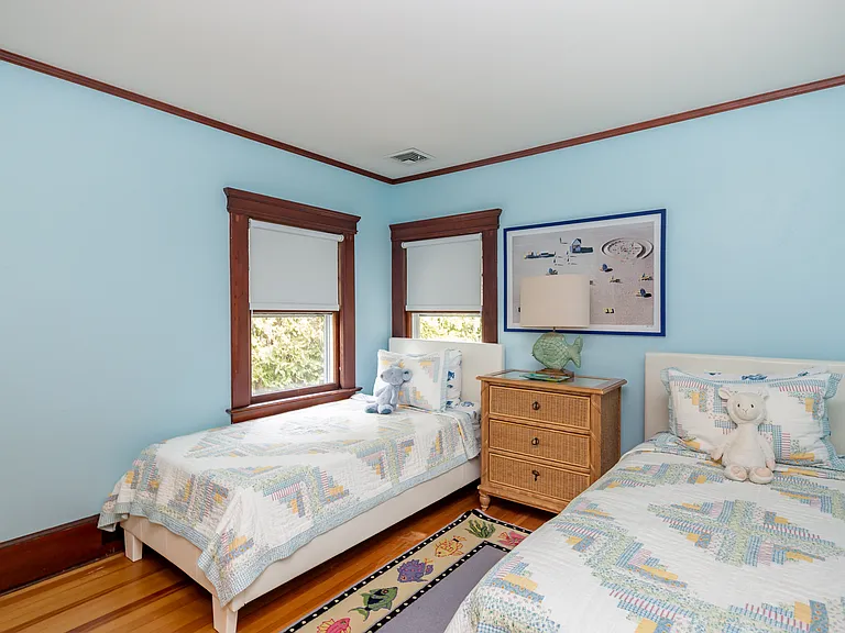 53 Meetinghouse Ln — Photo 26