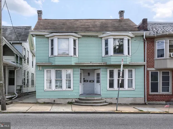 107-109 E Main St, Hummelstown, PA 17036