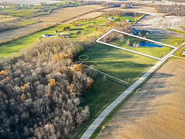 N Wilbur Wright Rd, Mooreland, IN 47360