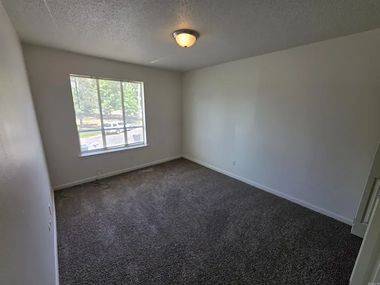 9408 Lew Cir #A — Photo 10