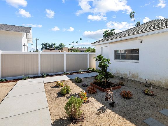5th image of 6652 Palm Ave